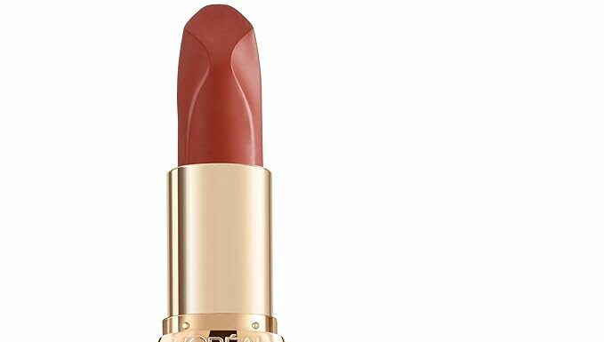 L’Oreal Paris Colour Riche Les Nus Lipstick Review: Is Nu Decadent the Perfect Nude?