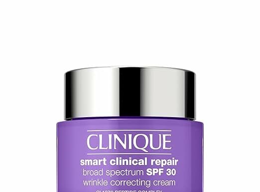 Clinique Smart Clinical Repair Review: Does This SPF 30 Cream Really Fight Wrinkles?