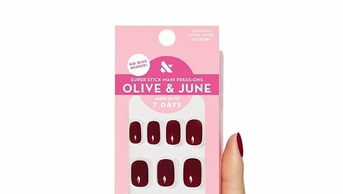 Olive & June Classic Super Stick Mani Review: No Glue, Real Look, 7-Day Wear!