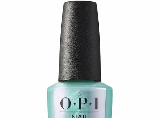 OPI Nail Lacquer Review: Does the Pisces the Future Shade Live Up to Its Chip-Resistant Promise?