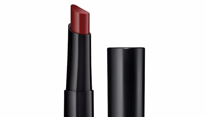 Rimmel Lasting Finish Matte Lipstick Review: Hollywood Red’s All-Day Wear & Luxe Formula