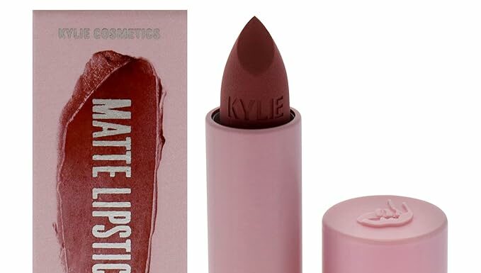 Kylie Cosmetics Matte Lipstick 808 Kylie Review: Hydration & Bold Color Tested