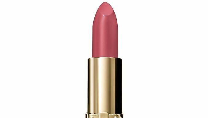 L’Oréal Paris Colour Riche Matte Aromatte-ic Rose Lipstick Review: Is It Worth the Hype?