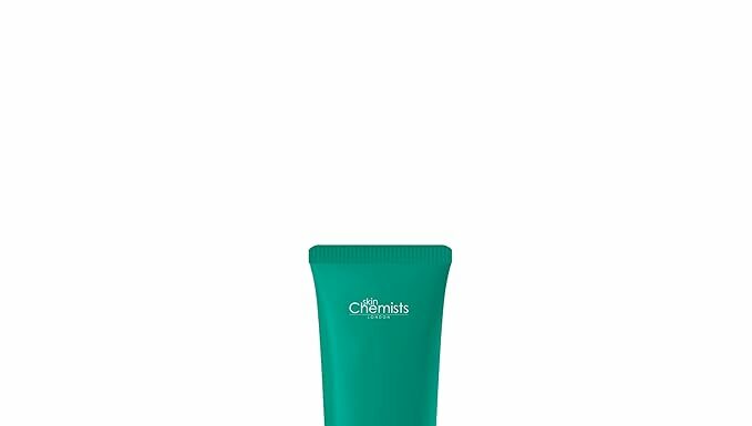 Skin Chemists Green Caviar Day Moisturizer Review: Does It Deliver Youthful, Glowing Skin?