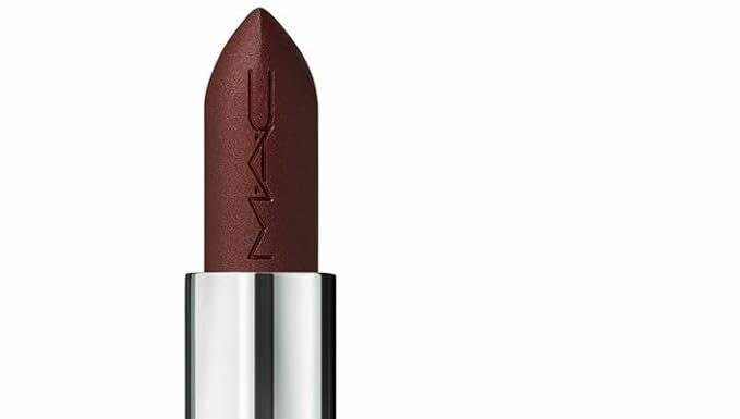MAC M·A·CXIMAL Silky Matte Lipstick Review: Does Antique Velvet Deliver Long-Lasting Comfort?