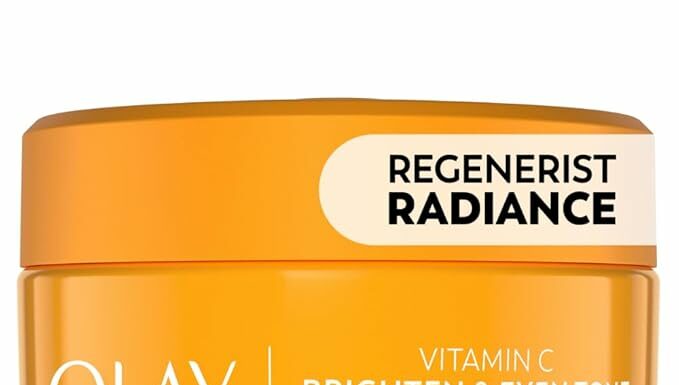 Olay Vitamin C Moisturizer Review: Does It Really Brighten & Hydrate?