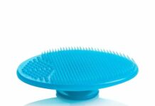 Alma K Exfoliating Facial Pad Review: Is This Silicone Scrubber Worth It?