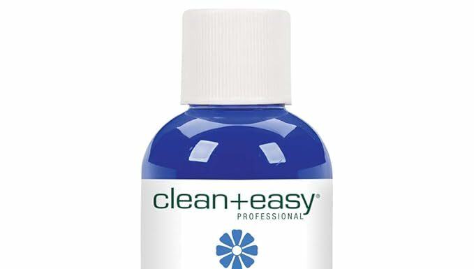 Clean + Easy Azulene Oil Review: Does It Really Soothe & Remove Wax Residue?