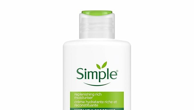 Simple Kind to Skin Moisturizer Review: Does 12-Hour Hydration Live Up?