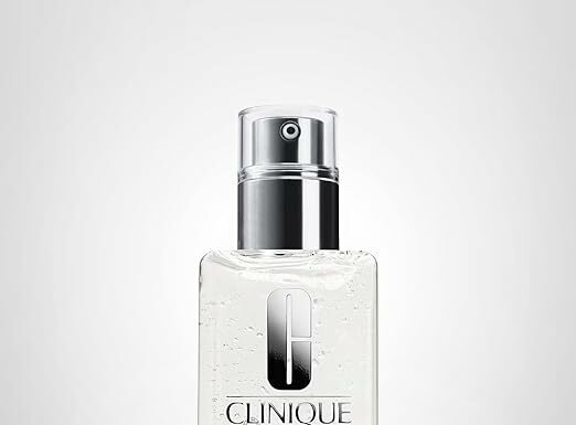 Clinique Dramatically Different Hydrating Jelly Review: Is It the Best for Oily Skin?