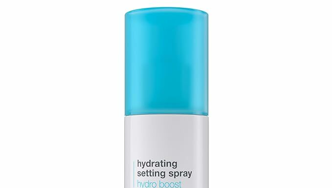 Neutrogena Hydro Boost Hydrating Makeup Setting Spray Review: Is It Worth the Glow?