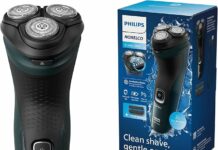 Philips Norelco Shaver 2600 Review: A Wet & Dry Shaver That Delivers Comfort & Precision