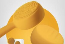 PMD Clean Mini Review: Does This SonicGlow Device Really Clear Pores & Firm Skin?