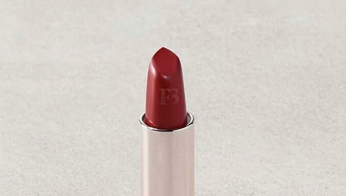 Fenty Beauty Icon Semi-Matte Lipstick Review: Bold Color & Sustainable Luxury