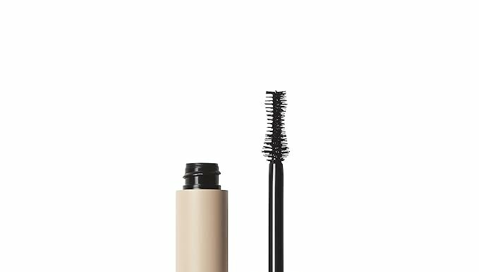 ILIA Fullest Volumizing Mascara Review: Smudge-Free, Buildable Lashes for Sensitive Eyes