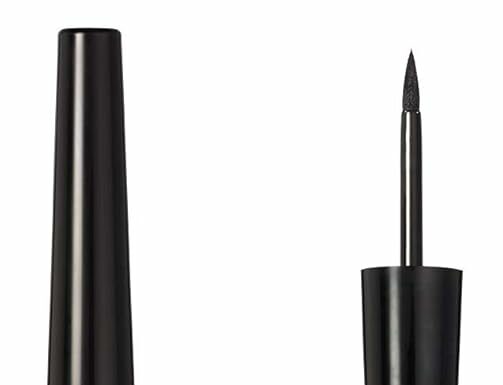 Rimmel London Scandaleyes Exaggerate Liquid Eyeliner Review: Waterproof, Long-Wearing, Bold Color