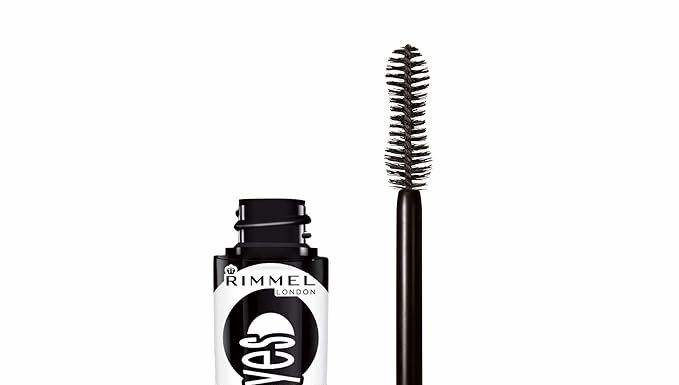 Rimmel London Scandaleyes Retro Glam Mascara Review: Bold Volume & No Clumps