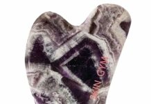 Skin Gym Sculpty Heart Amethyst Gua Sha Tool Review: Does It Really Lift & Sculpt?